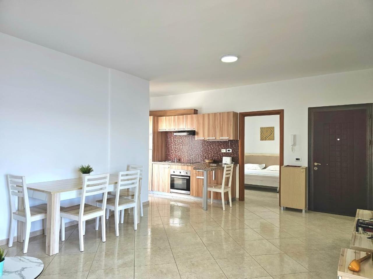 Apartament Adrien Saranda